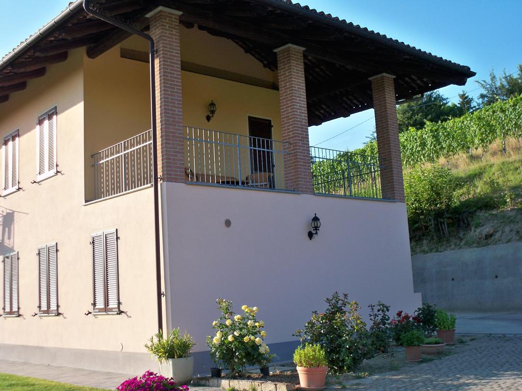 Cascina La Corte Bed and Breakfast Neive Exteriör bild