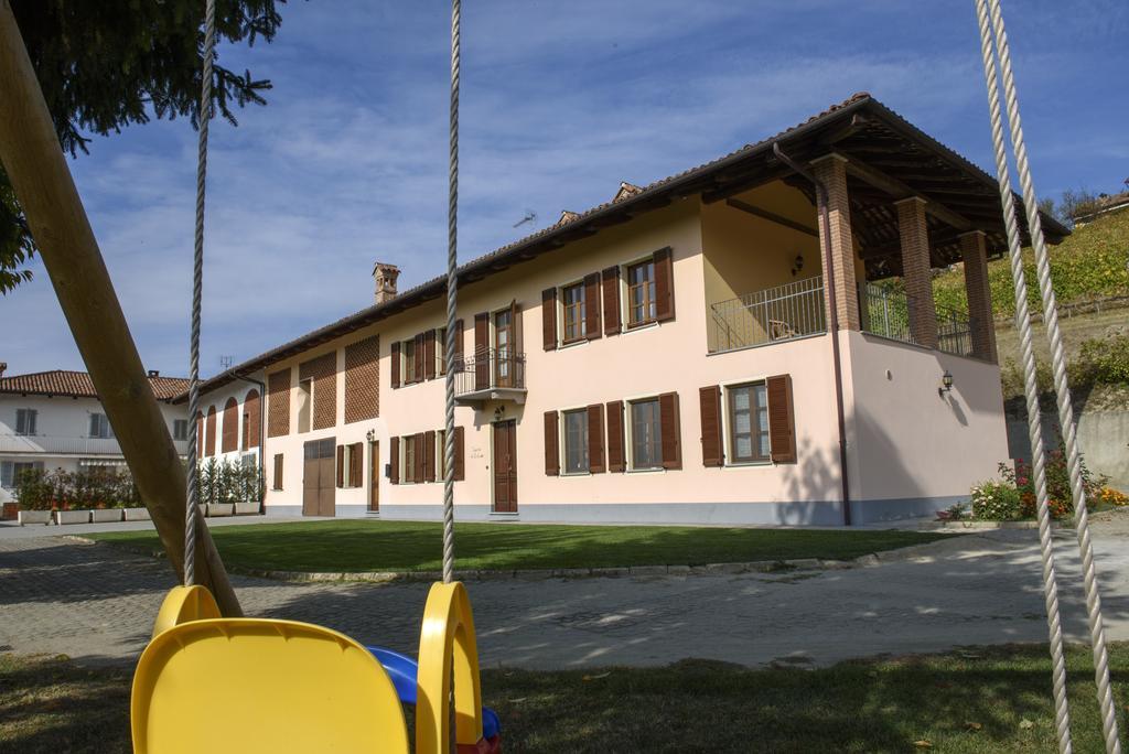 Cascina La Corte Bed and Breakfast Neive Exteriör bild