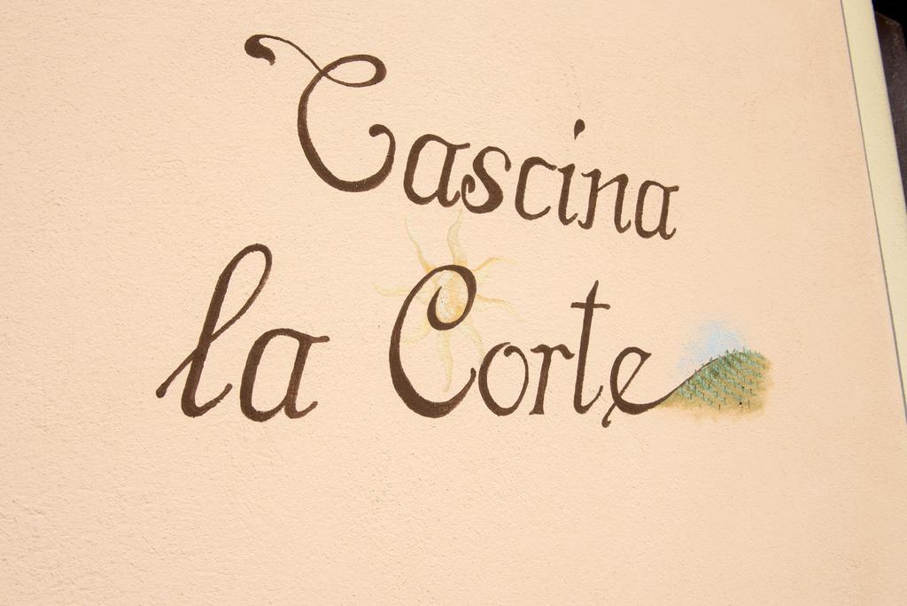 Cascina La Corte Bed and Breakfast Neive Exteriör bild